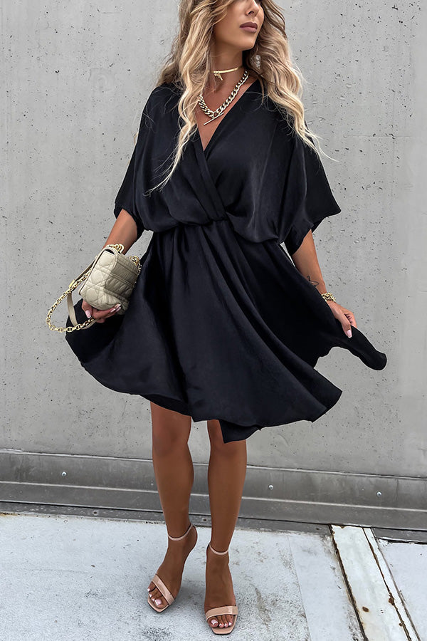 Vestido Laura – Satin com Manga Morcego