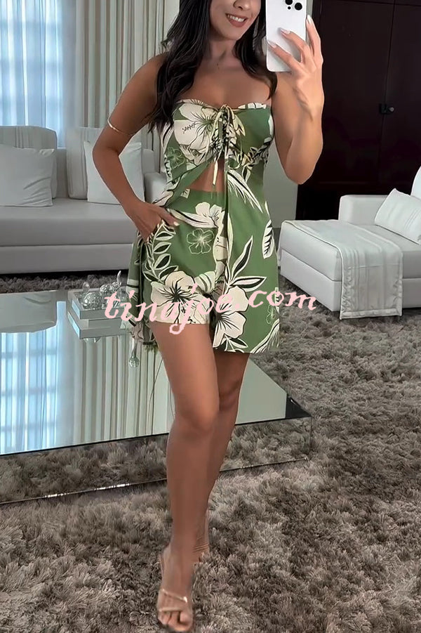 Conjunto Júlia – Top Bandeau com Estampa Floral e Shorts com Cintura Elástica e Bolso