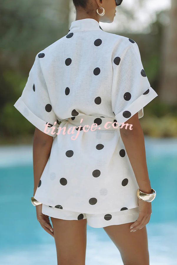 Conjunto Lara – Top Kimono com Poá e Shorts com Cintura Elástica e Bolso