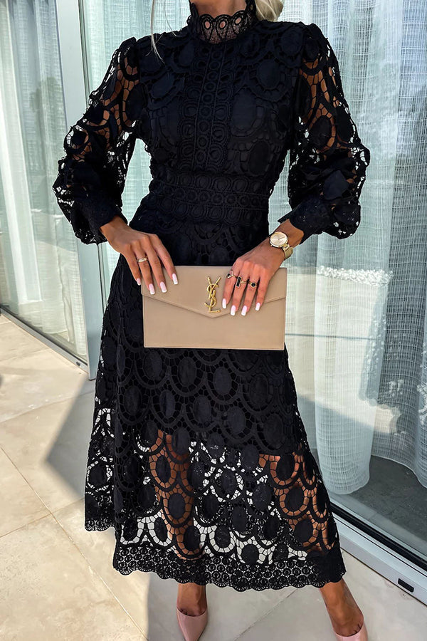 Vestido Helena – Midi de Renda de Crochê com Manga Lanterninha