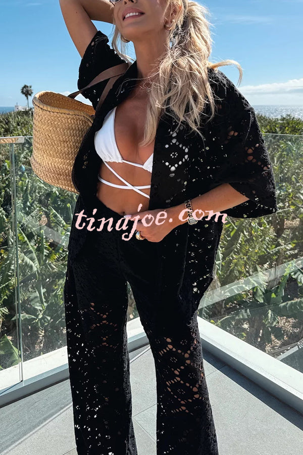 Conjunto Holiday – Camisa Rendada com Flores + Calça Pantalona com Cintura Elástica