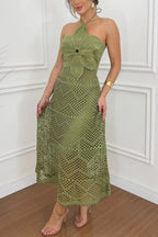 Vestido Iara – Maxi de Tricot Crochê com Design de Flor e Decote Halter