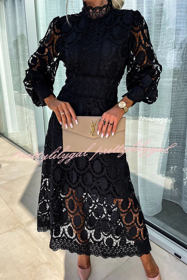 Vestido Helena – Midi de Renda de Crochê com Manga Lanterninha