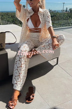 Conjunto Holiday – Camisa Rendada com Flores + Calça Pantalona com Cintura Elástica