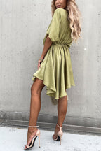 Vestido Laura – Satin com Manga Morcego