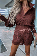 Conjunto Radiant Blessings – Blusa e Shorts de Renda de Crochê