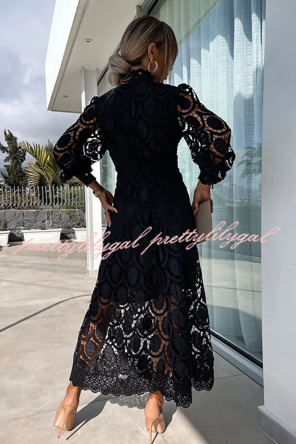 Vestido Helena – Midi de Renda de Crochê com Manga Lanterninha