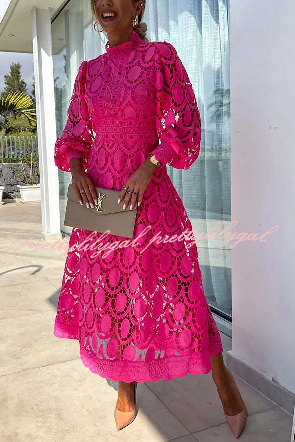 Vestido Helena – Midi de Renda de Crochê com Manga Lanterninha