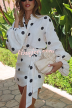 Conjunto Beatriz – Blusa de Manga Balão com Poá e Saia Mini Envelope com Amarração