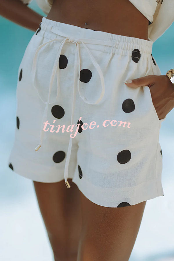 Conjunto Lara – Top Kimono com Poá e Shorts com Cintura Elástica e Bolso